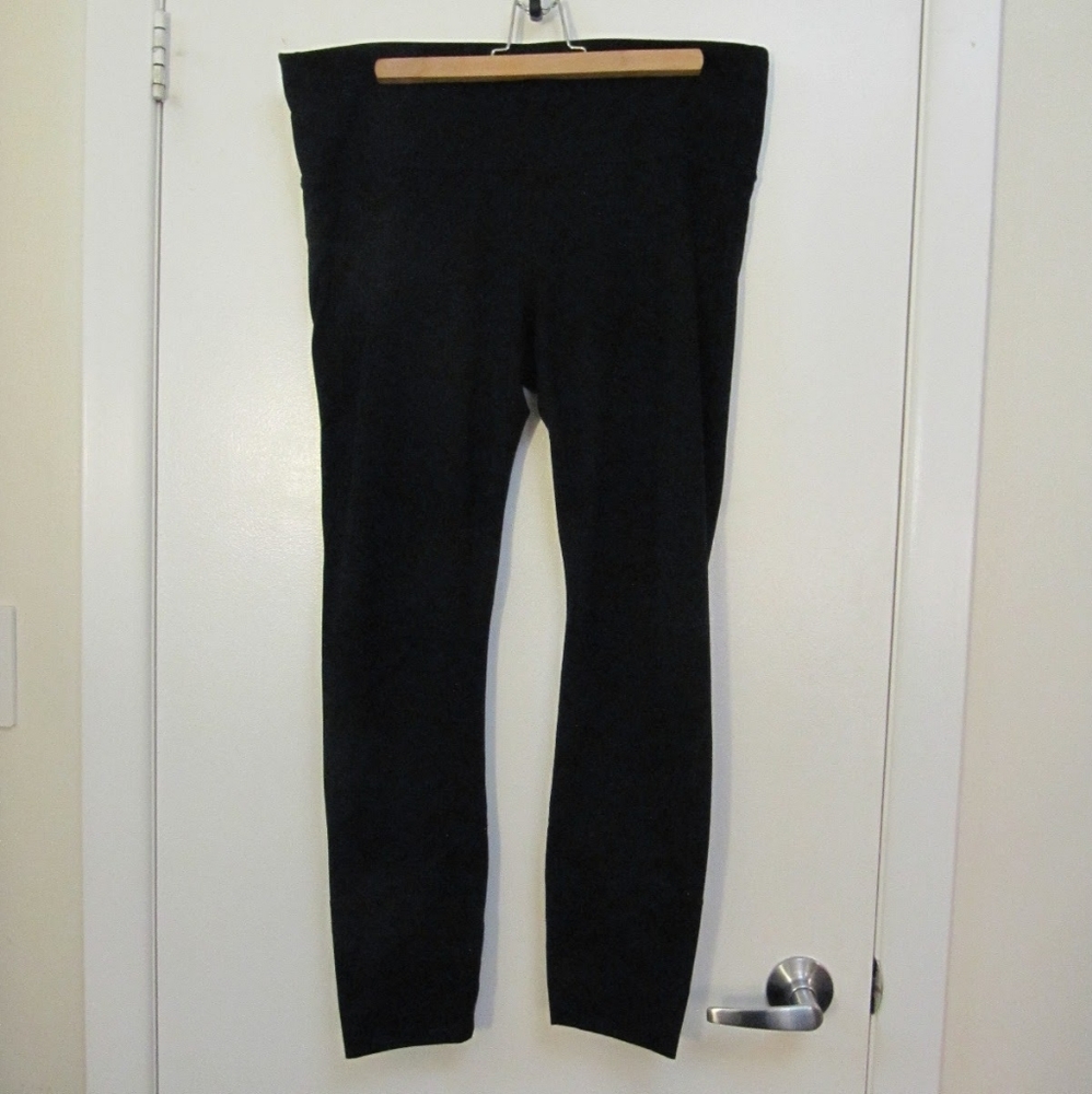 GapFit yoga pants
